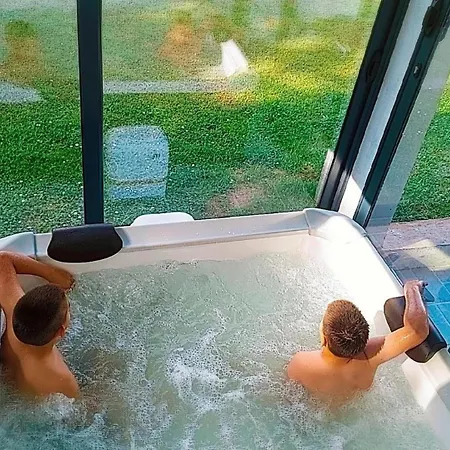 Hidden Oasis Pesa - Luxury With Pool & * Подгориця