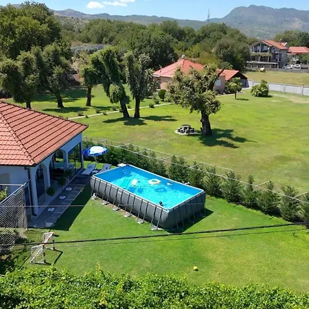 Hidden Oasis Pesa - Luxury With Pool & Apartament Podgorica